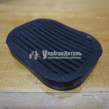 Чехол педали газа ЮМЗ (короткий) 45Т-1108001 45Т-1108001 фото