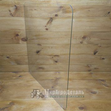 Стекло боковой рамки МТЗ УК (767х637) 80-6700011-02 80-6700011-02 фото